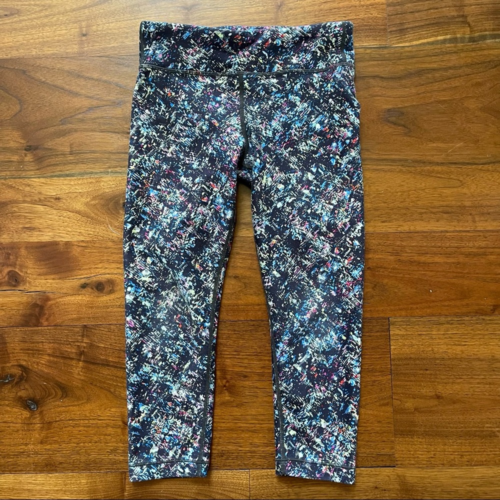 Athleta Girls Chit Chat Capri Tight Size Medium (8-10)